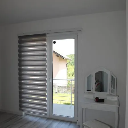 Saraj Villa *