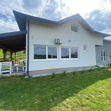 Saraj Villa Usivak