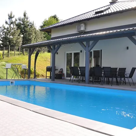 Villa Saraj With Swimming Pool & Jacuzzi Near *