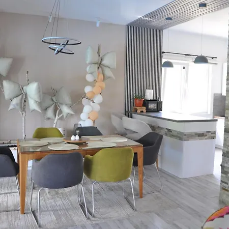 Saraj With Swimming Pool & Jacuzzi Near Sarajevo