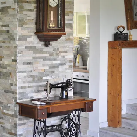 Saraj With Swimming Pool & Jacuzzi Near Sarajevo